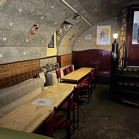 Whole Basement Former Pub 5 For Stag Do Apartman *